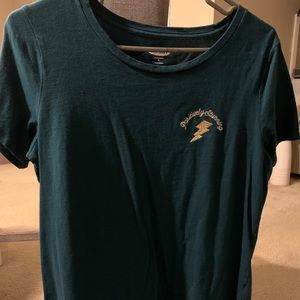 Old navy tee